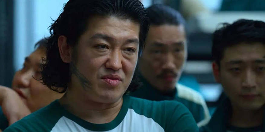 «Игра в кальмара» или «Алиса в Пограничье» - что лучше?